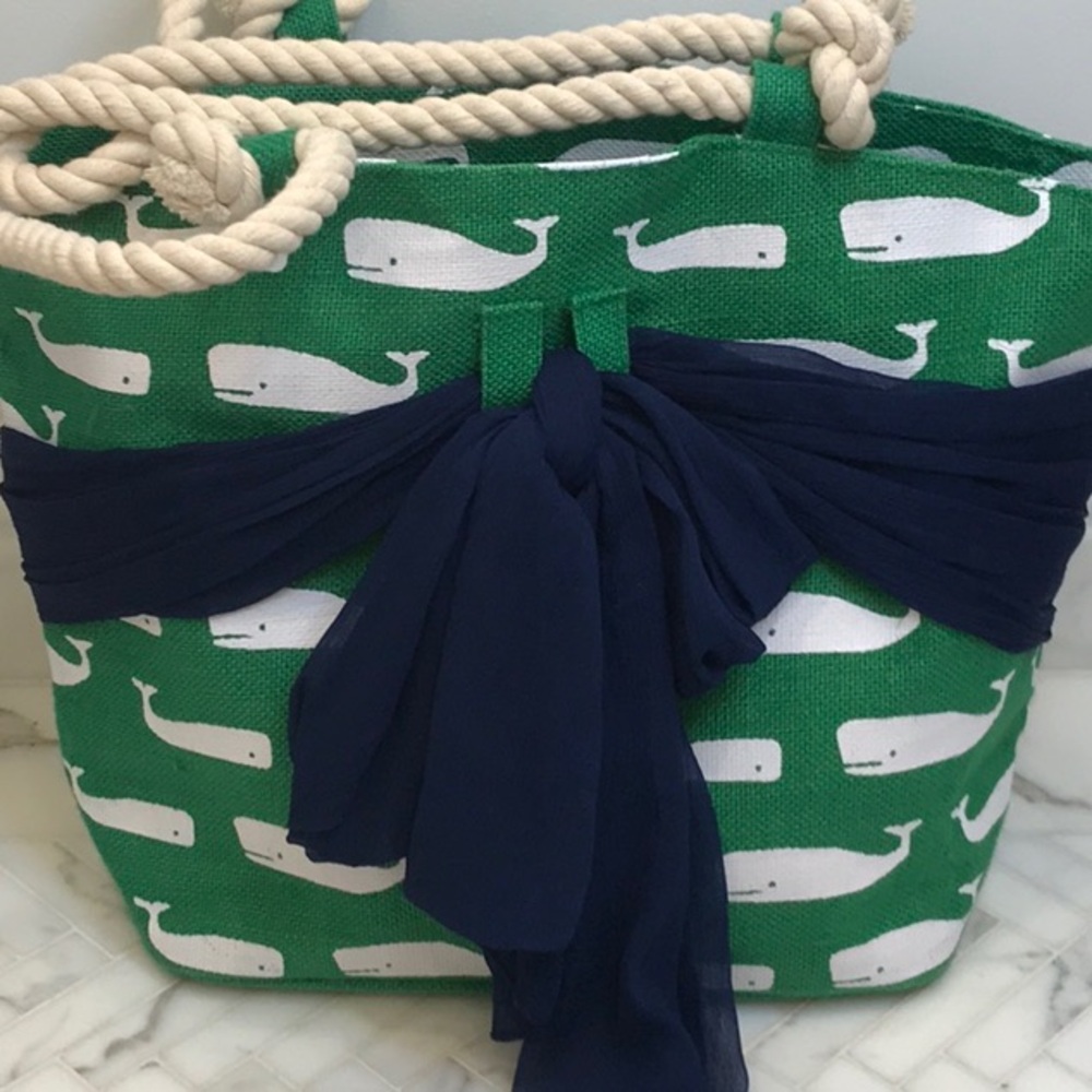Mud pie beach summer tote green with white whales & blue sarong. New, never worn